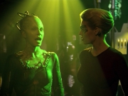 ariane179254_StarTrekVoyager_5x15_5x16_DarkFrontier_6229.jpg