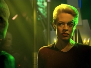 ariane179254_StarTrekVoyager_5x15_5x16_DarkFrontier_6360.jpg