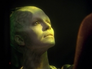 ariane179254_StarTrekVoyager_5x15_5x16_DarkFrontier_6450.jpg