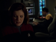 ariane179254_StarTrekVoyager_5x15_5x16_DarkFrontier_6477.jpg
