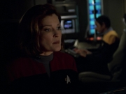 ariane179254_StarTrekVoyager_5x15_5x16_DarkFrontier_6488.jpg
