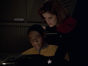 ariane179254_StarTrekVoyager_5x15_5x16_DarkFrontier_6614.jpg