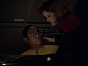ariane179254_StarTrekVoyager_5x15_5x16_DarkFrontier_6620.jpg