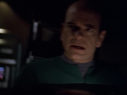 ariane179254_StarTrekVoyager_5x15_5x16_DarkFrontier_6810.jpg