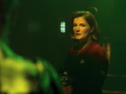 ariane179254_StarTrekVoyager_5x15_5x16_DarkFrontier_6928.jpg