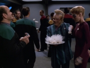 Filename=extant_StarTrek_VOY_5x18-CourseOblivion_00054.jpg
Filesize=166KiB
Dimensions=1200x900
Date added=Nov 20, 2019 extant_StarTrek_VOY_5x18-CourseOblivion_00054.jpg
