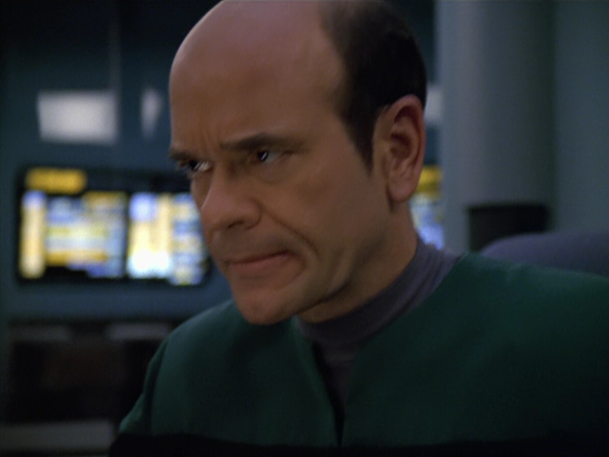 extant_StarTrek_VOY_5x19-TheFight_00238.jpg