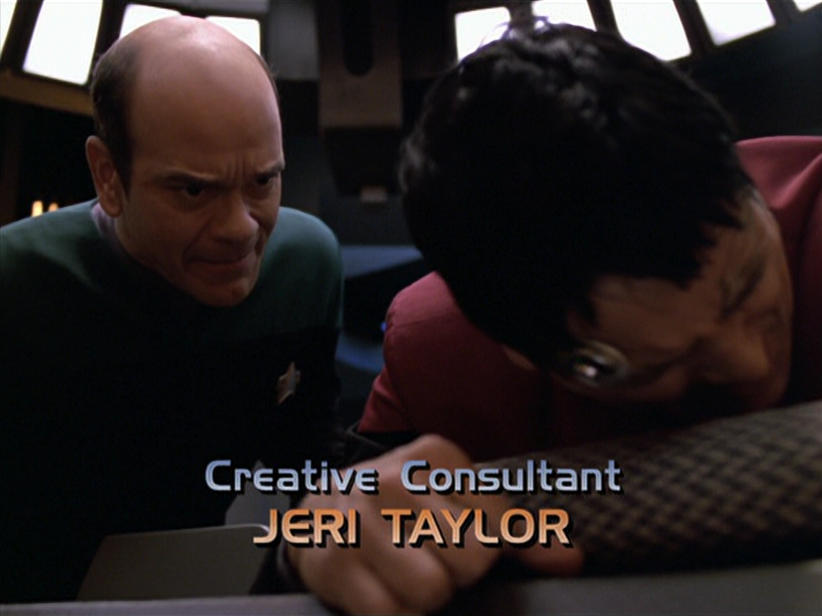 extant_StarTrek_VOY_5x19-TheFight_00266.jpg