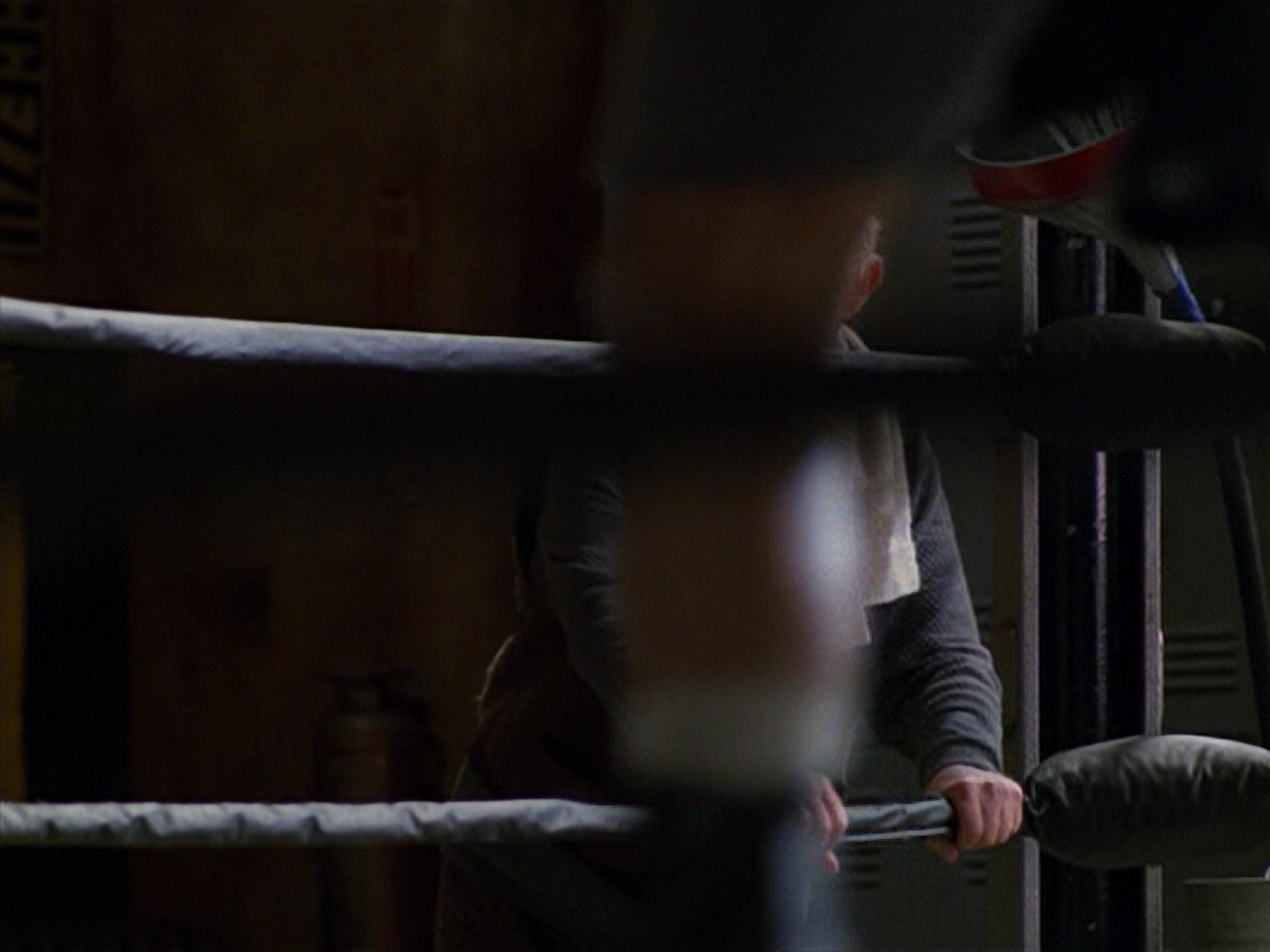 extant_StarTrek_VOY_5x19-TheFight_00506.jpg
