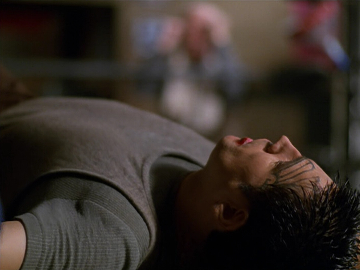 extant_StarTrek_VOY_5x19-TheFight_00538.jpg