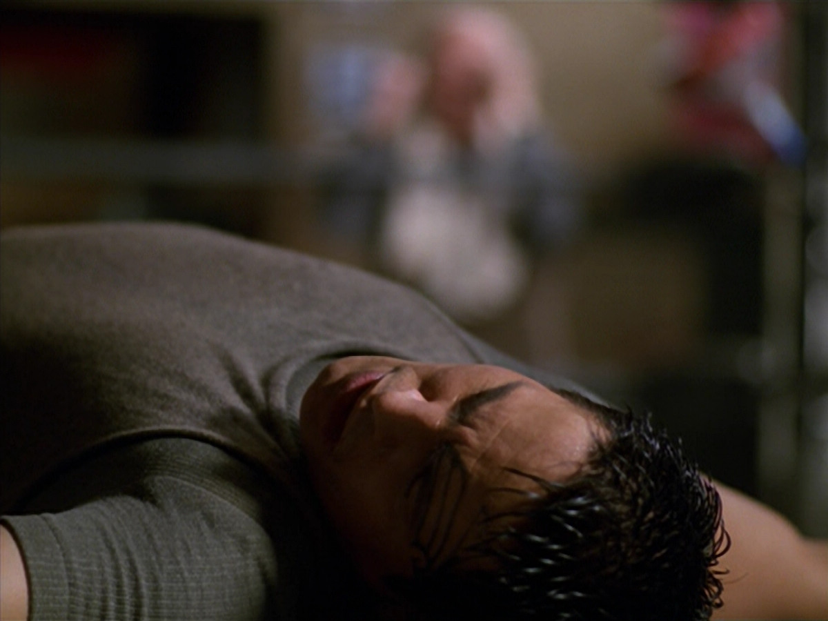 extant_StarTrek_VOY_5x19-TheFight_00543.jpg