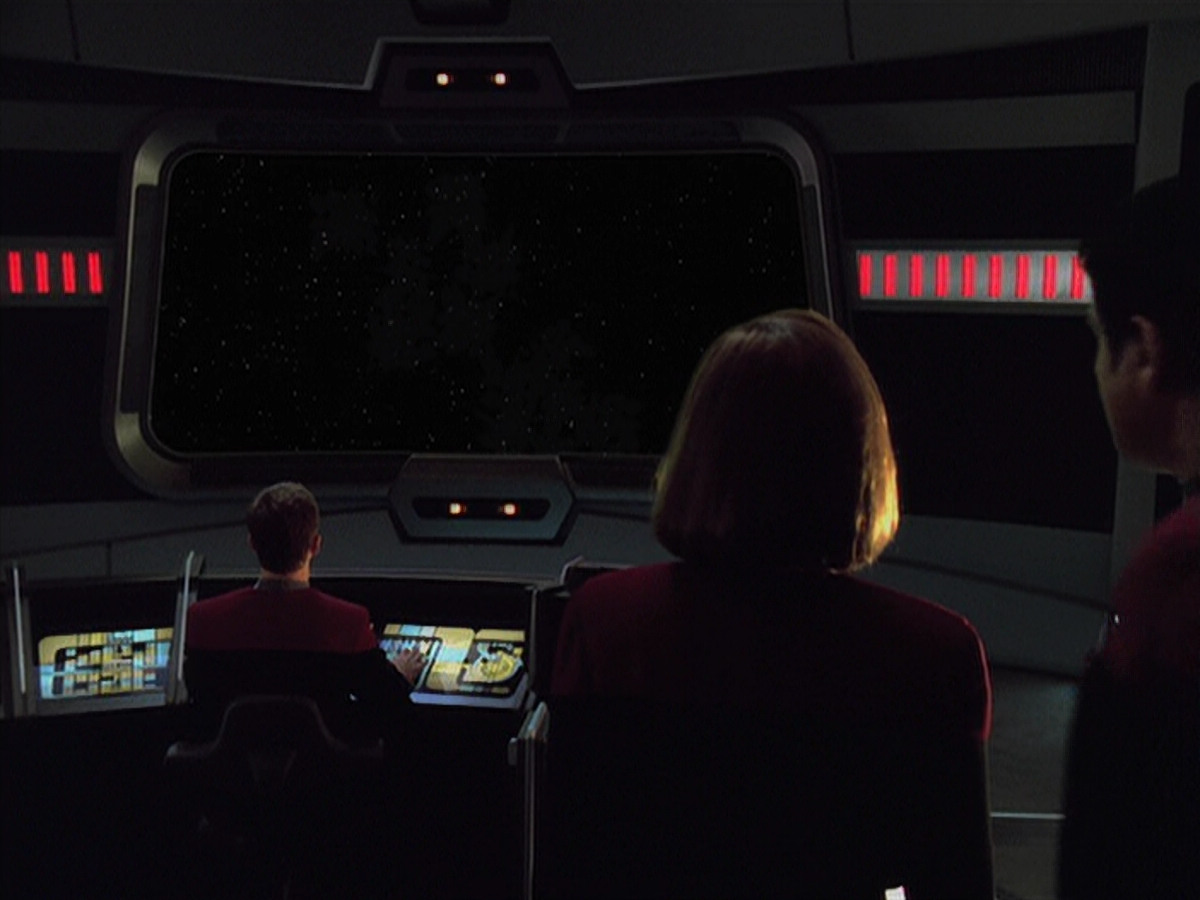 extant_StarTrek_VOY_5x19-TheFight_00738.jpg