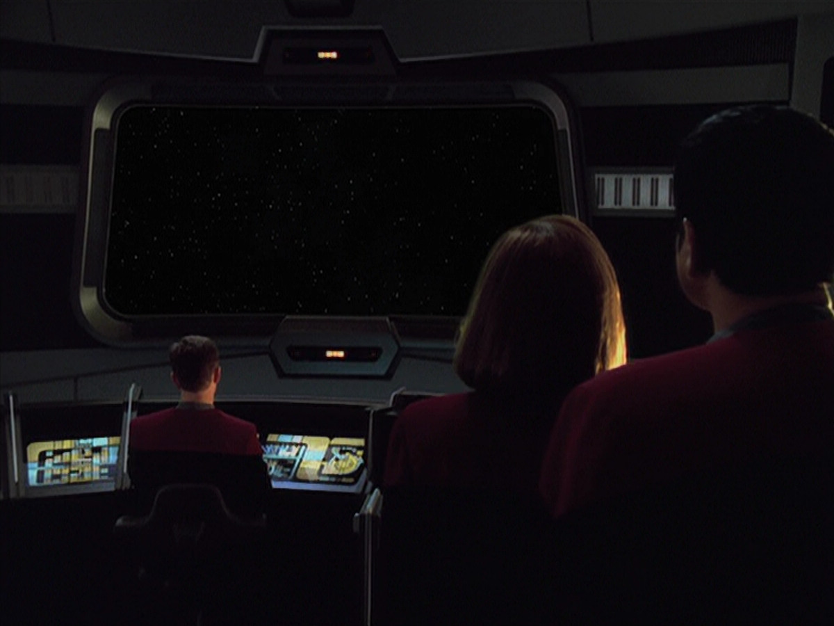 extant_StarTrek_VOY_5x19-TheFight_00743.jpg