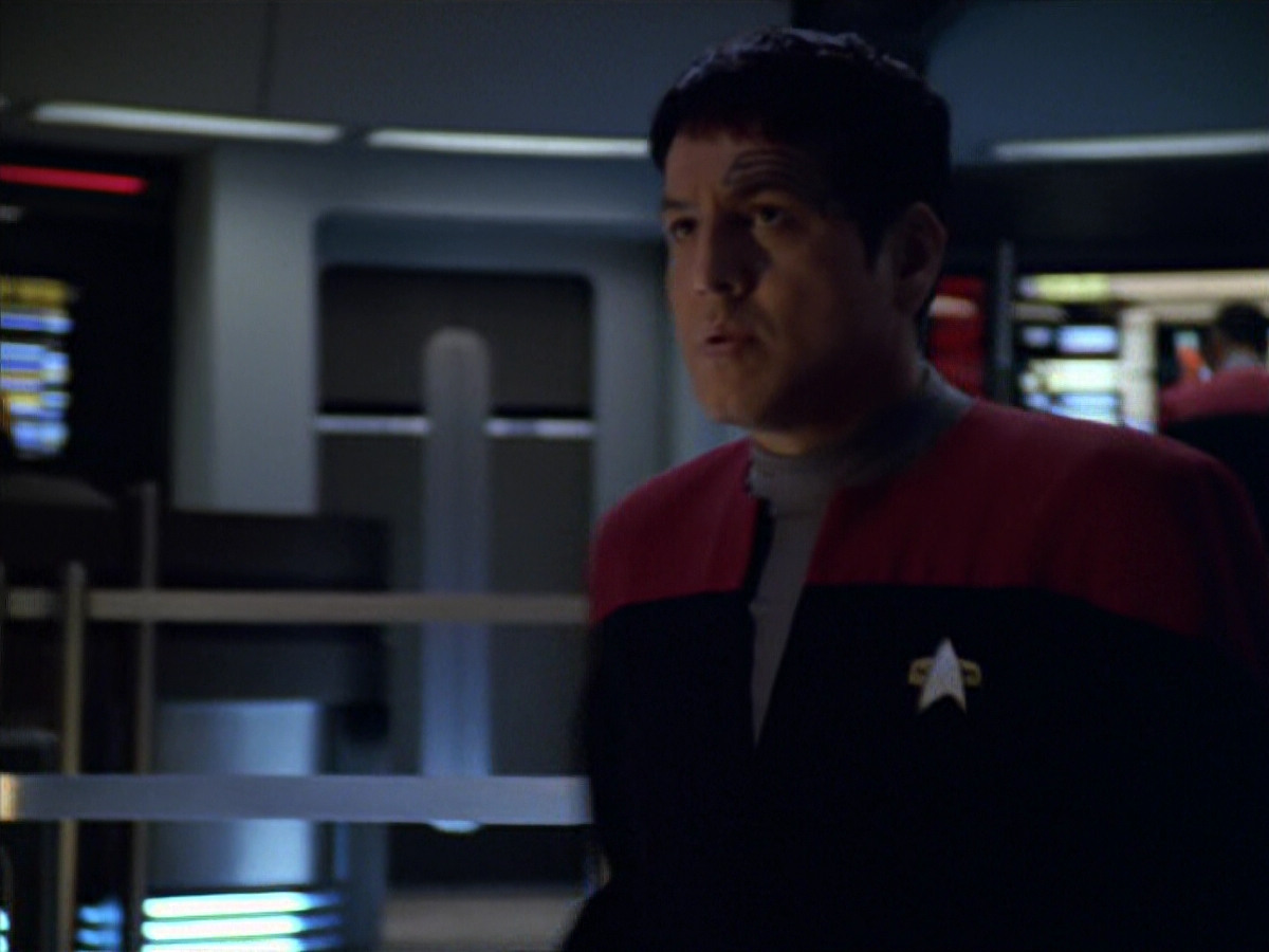 extant_StarTrek_VOY_5x19-TheFight_00751.jpg