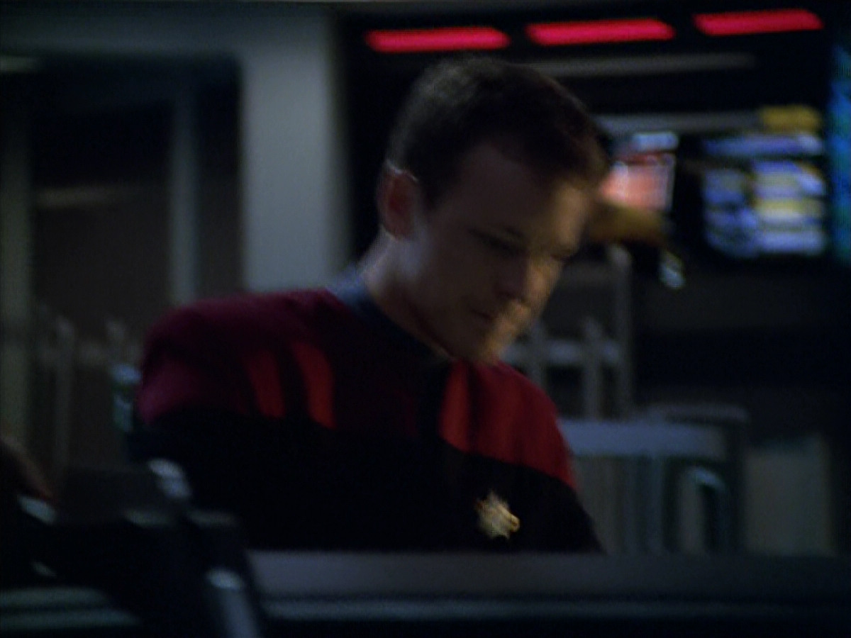 extant_StarTrek_VOY_5x19-TheFight_00788.jpg