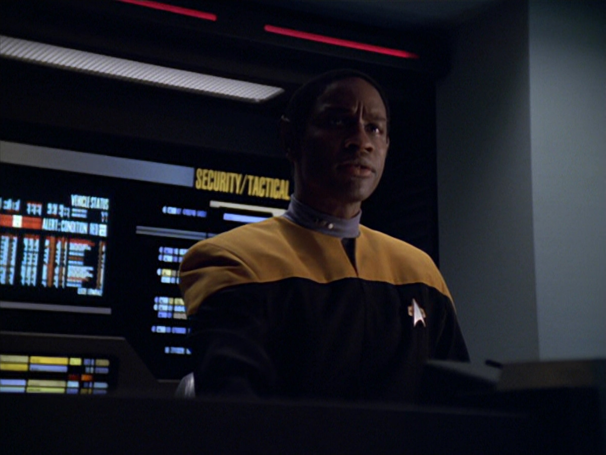 extant_StarTrek_VOY_5x19-TheFight_00818.jpg