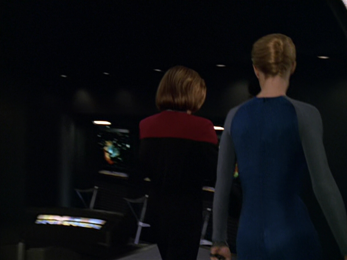 extant_StarTrek_VOY_5x19-TheFight_00919.jpg