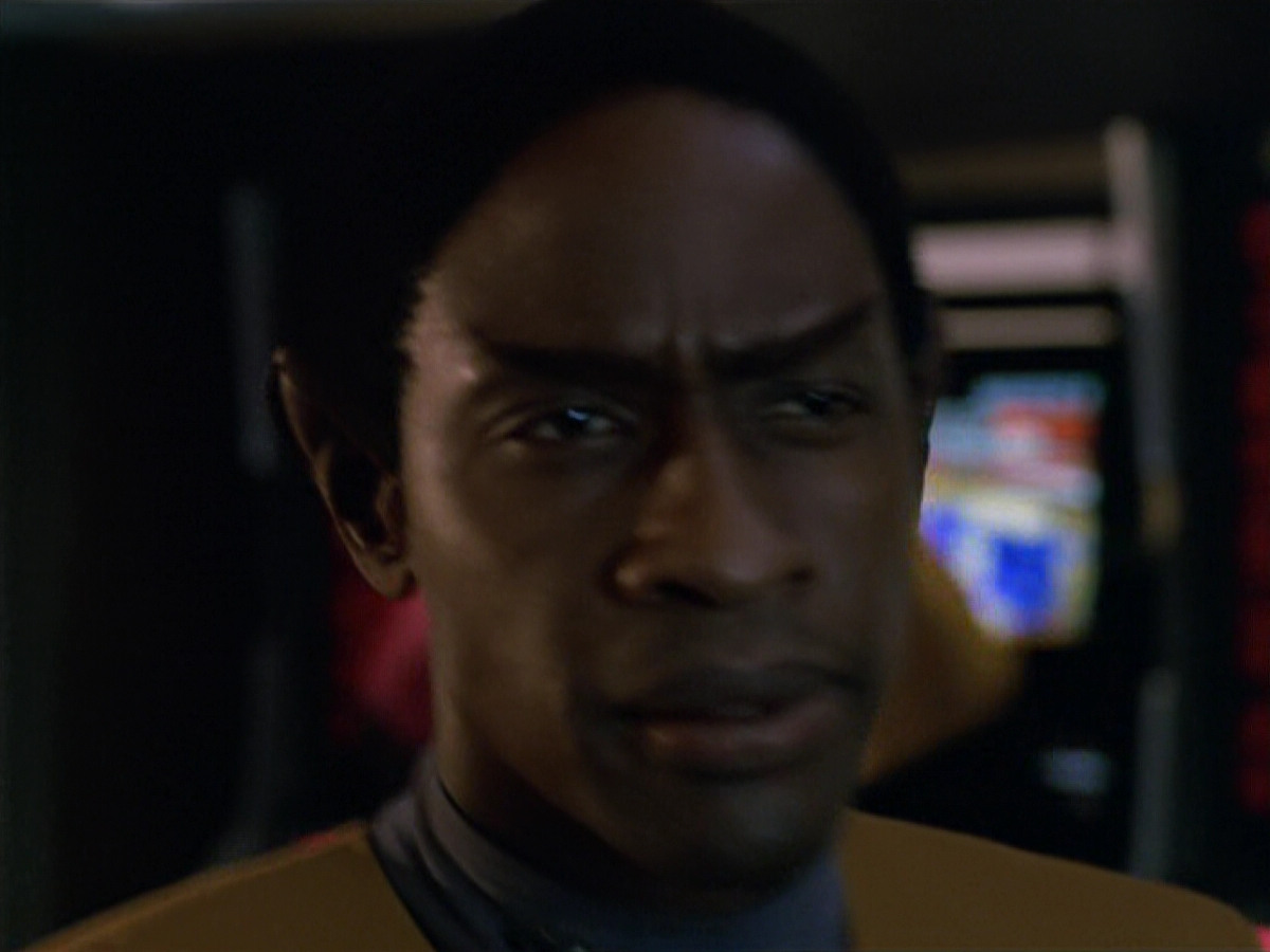 extant_StarTrek_VOY_5x19-TheFight_01129.jpg