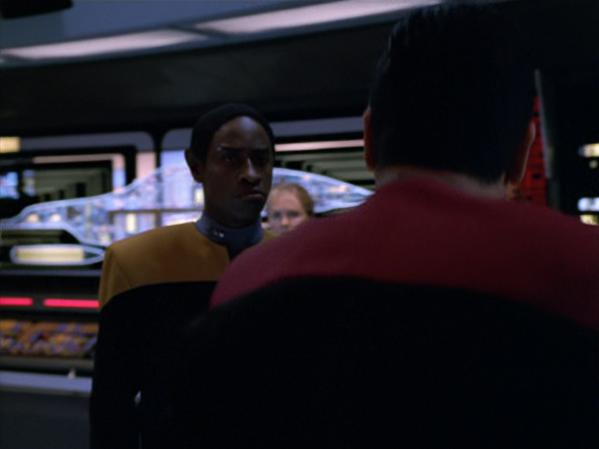 extant_StarTrek_VOY_5x19-TheFight_01152.jpg