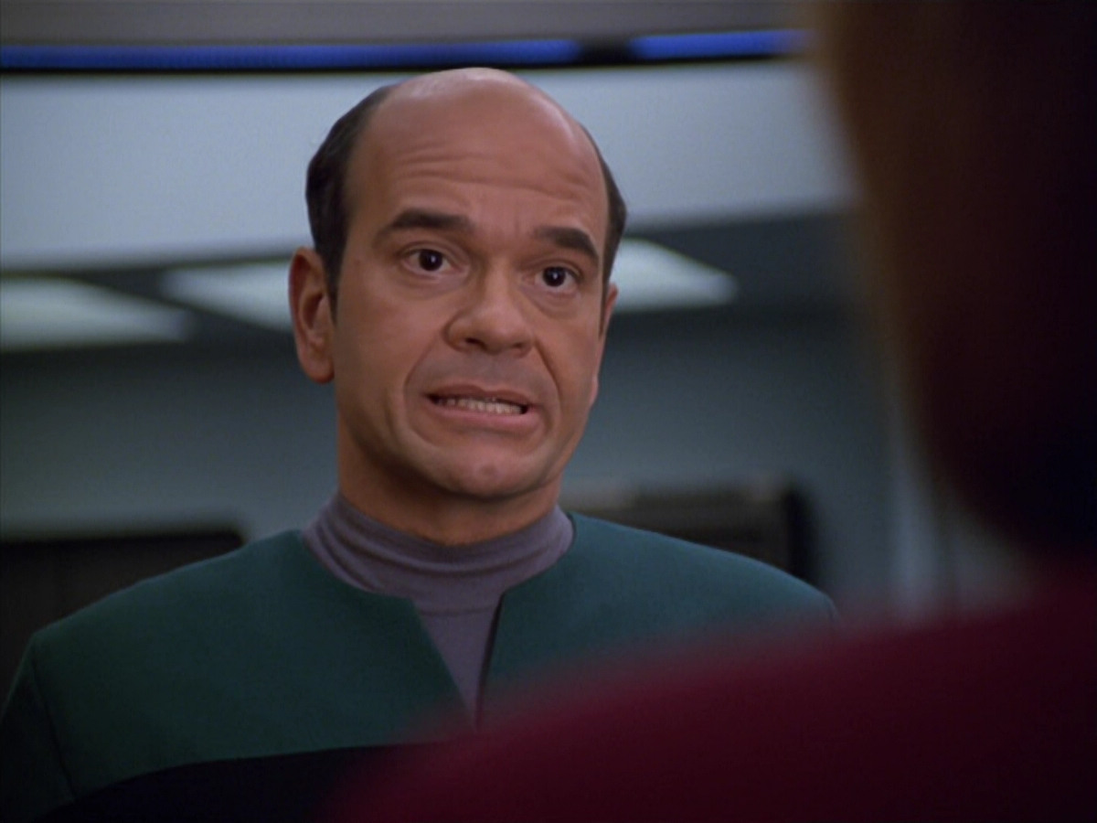 extant_StarTrek_VOY_5x19-TheFight_01239.jpg