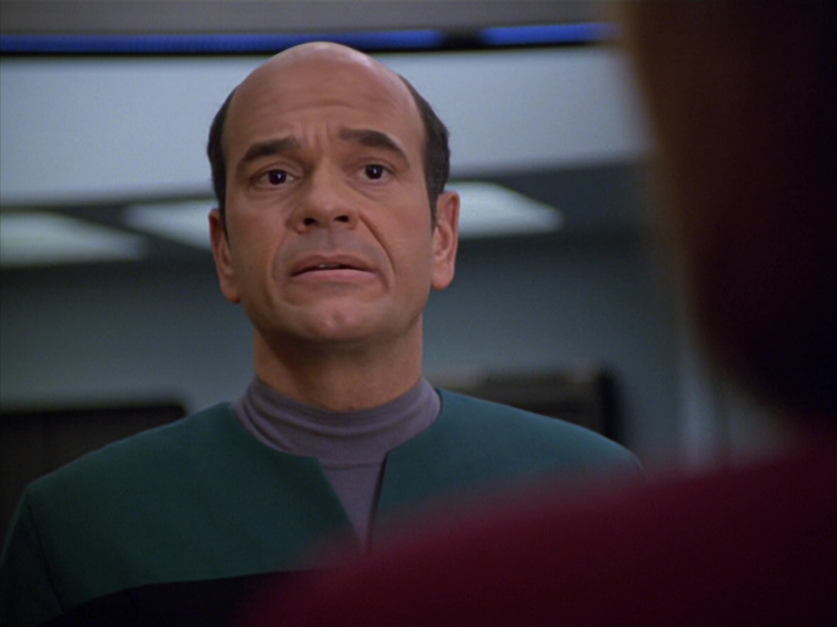 extant_StarTrek_VOY_5x19-TheFight_01257.jpg