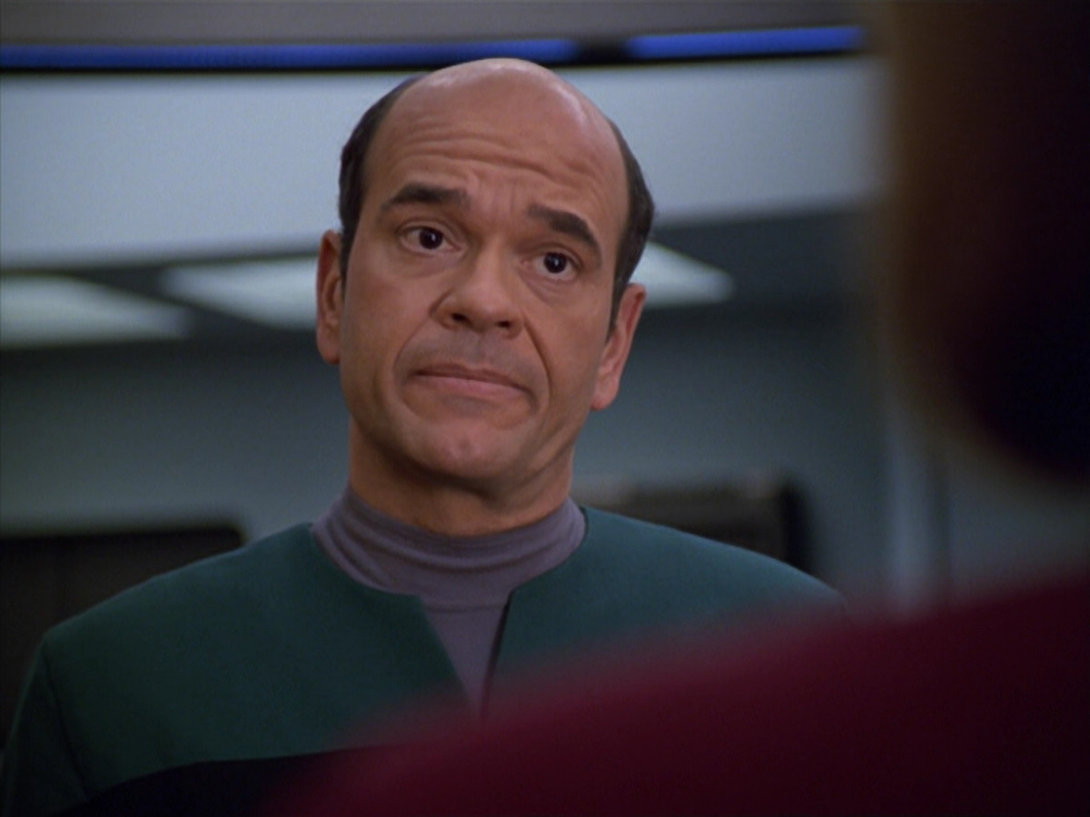 extant_StarTrek_VOY_5x19-TheFight_01263.jpg