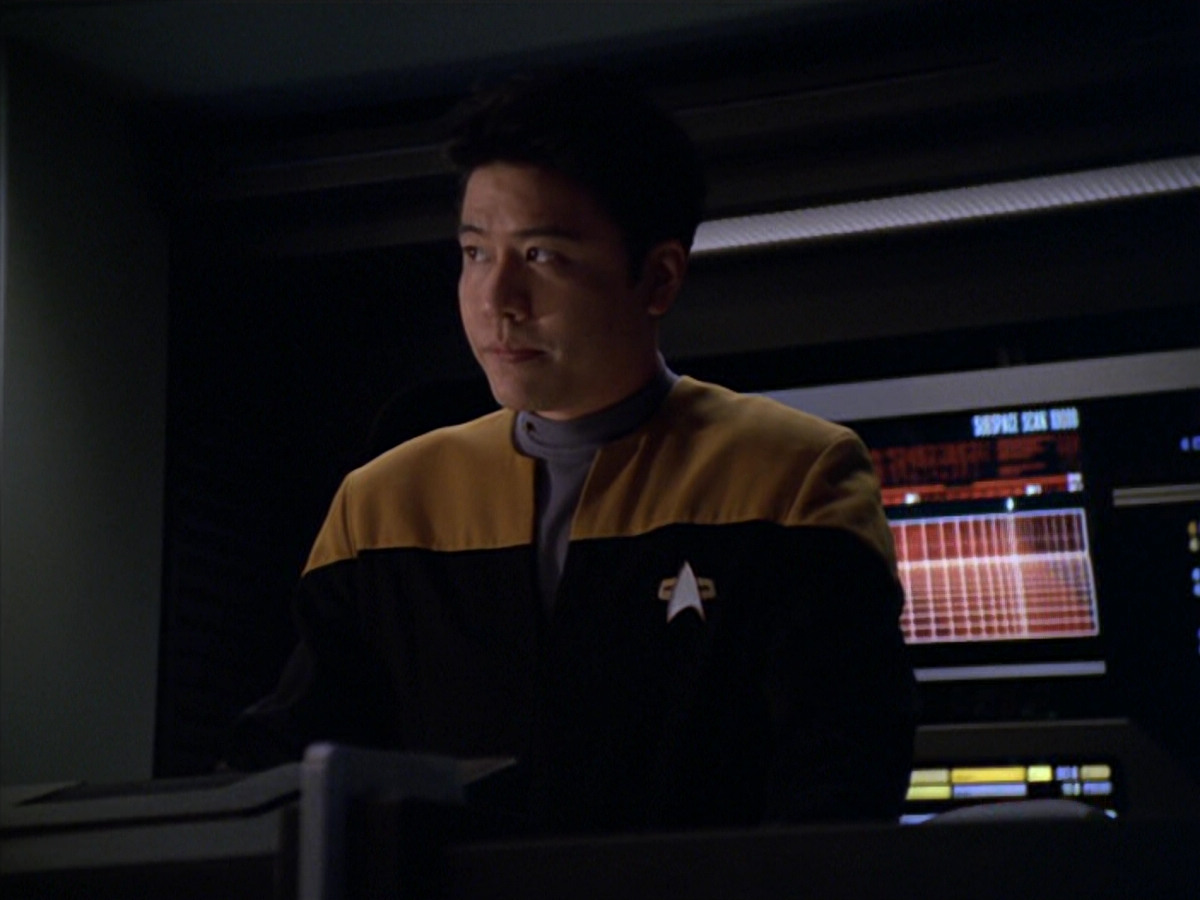 extant_StarTrek_VOY_5x19-TheFight_01354.jpg