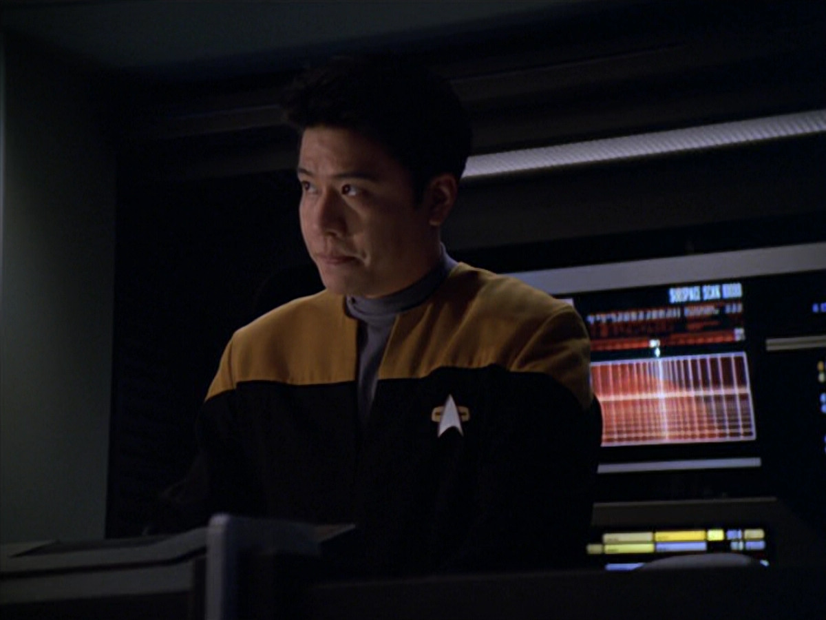 extant_StarTrek_VOY_5x19-TheFight_01416.jpg