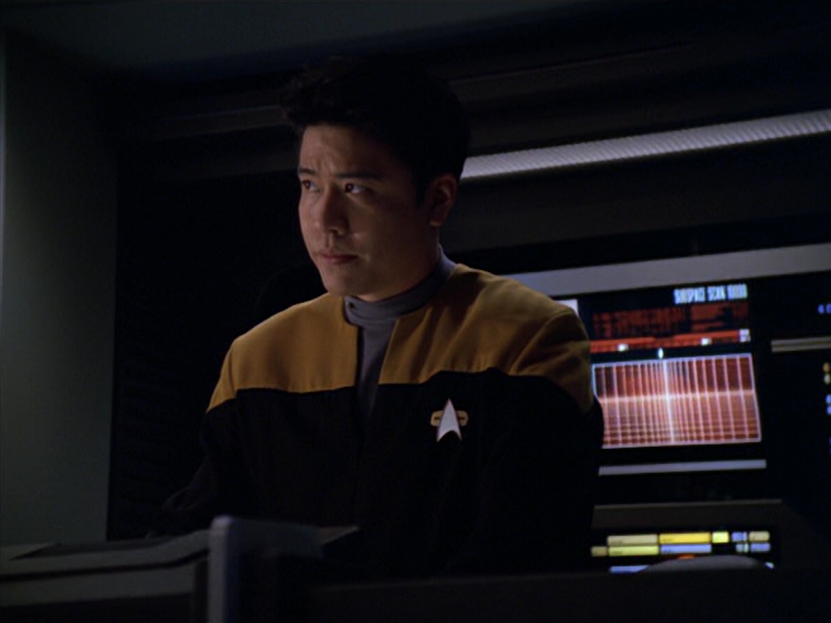 extant_StarTrek_VOY_5x19-TheFight_01423.jpg