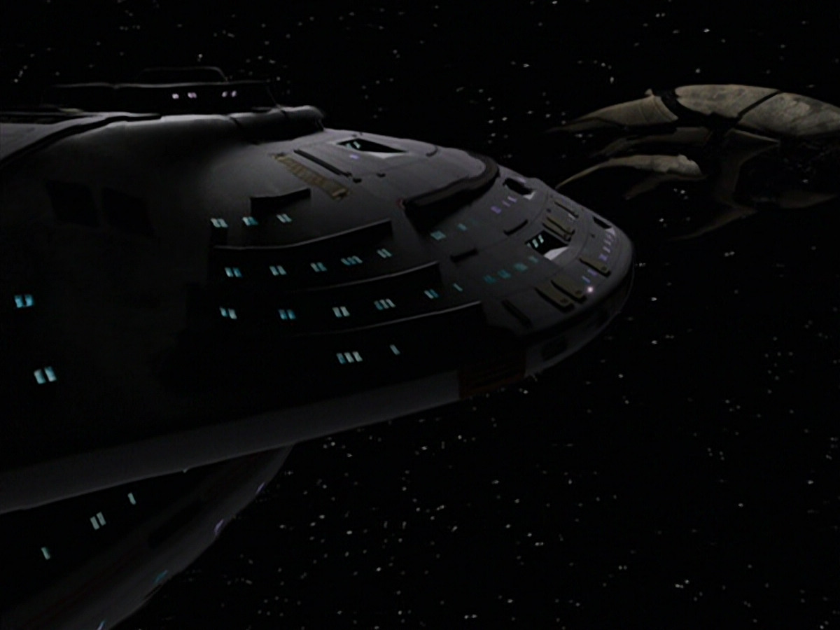 extant_StarTrek_VOY_5x19-TheFight_01543.jpg