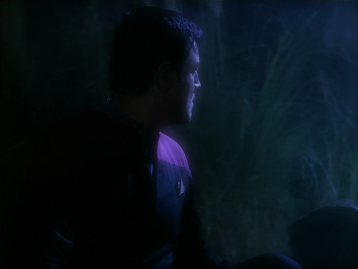 extant_StarTrek_VOY_5x19-TheFight_01693.jpg
