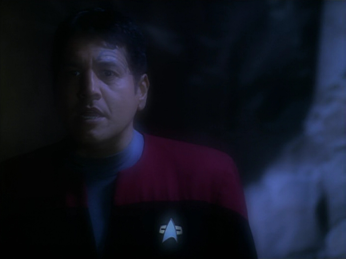extant_StarTrek_VOY_5x19-TheFight_01789.jpg