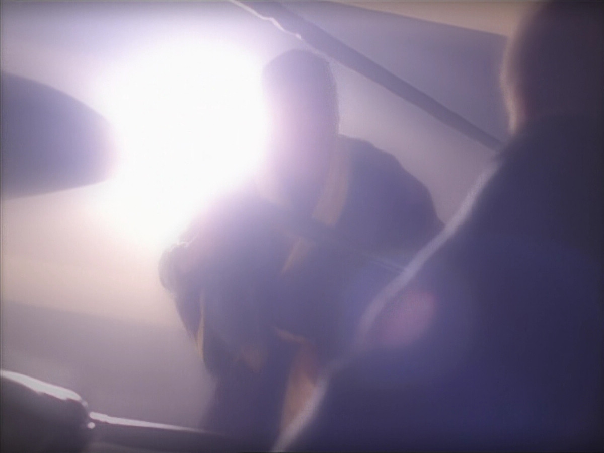 extant_StarTrek_VOY_5x19-TheFight_02265.jpg
