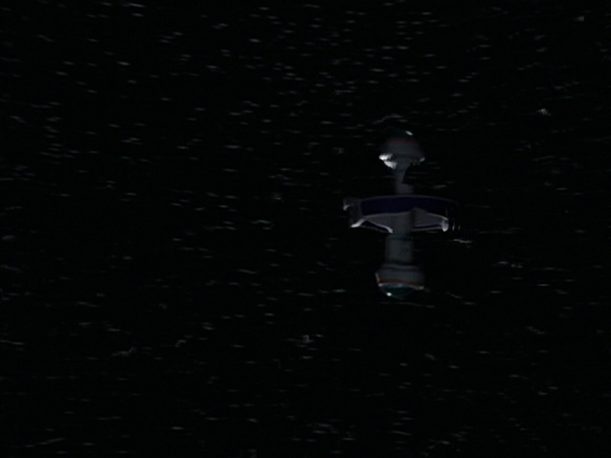 extant_StarTrek_VOY_5x19-TheFight_02797.jpg