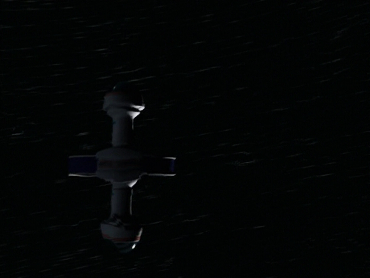 extant_StarTrek_VOY_5x19-TheFight_02799.jpg