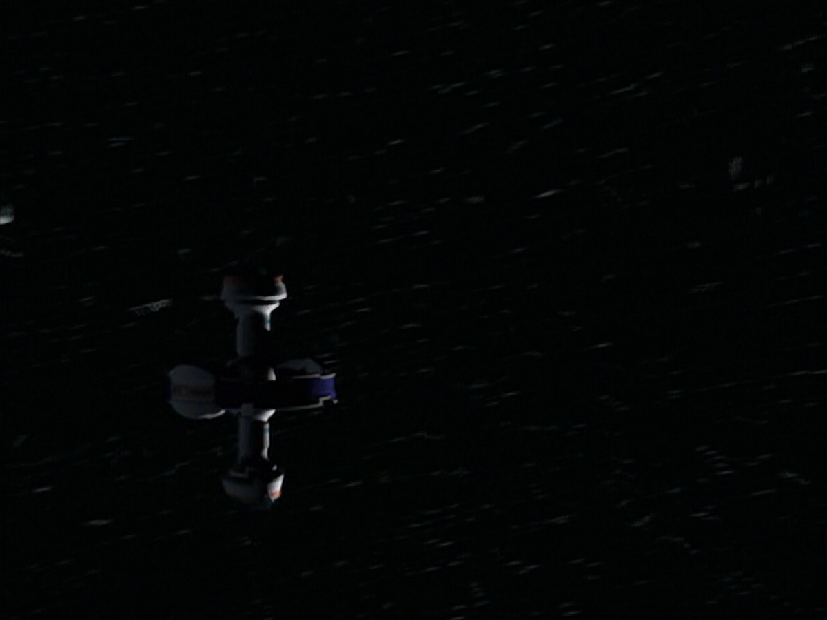 extant_StarTrek_VOY_5x19-TheFight_02800.jpg