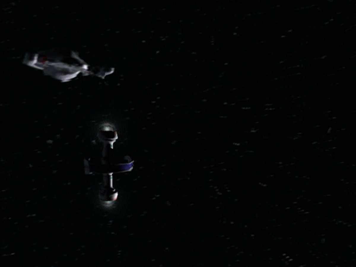 extant_StarTrek_VOY_5x19-TheFight_02801.jpg