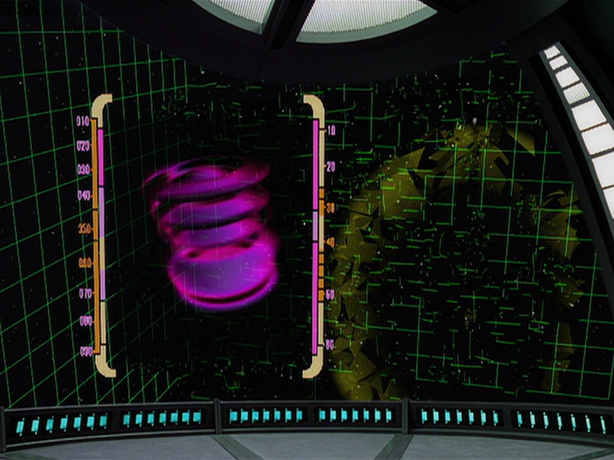 extant_StarTrek_VOY_5x19-TheFight_02924.jpg