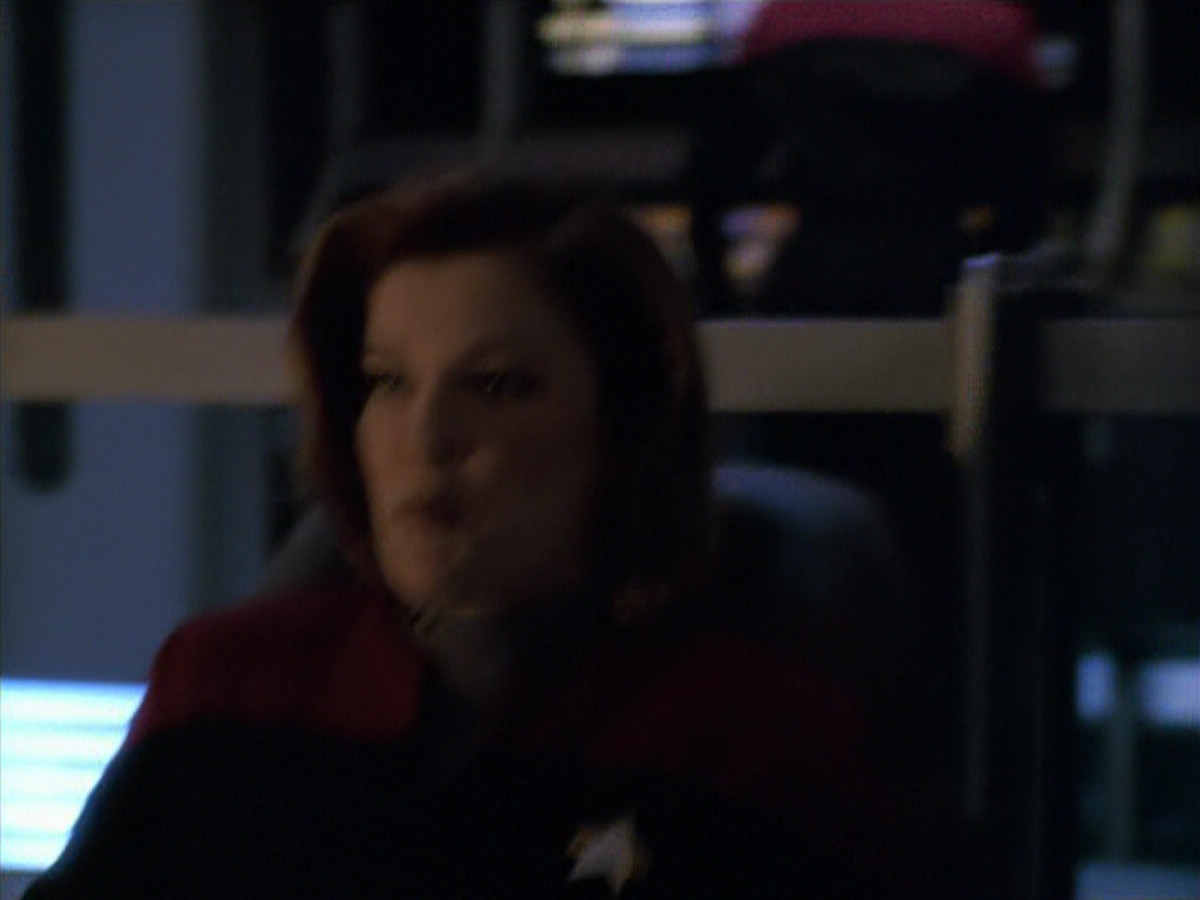 extant_StarTrek_VOY_5x19-TheFight_03178.jpg