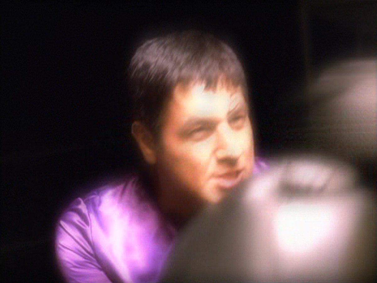 extant_StarTrek_VOY_5x19-TheFight_03381.jpg