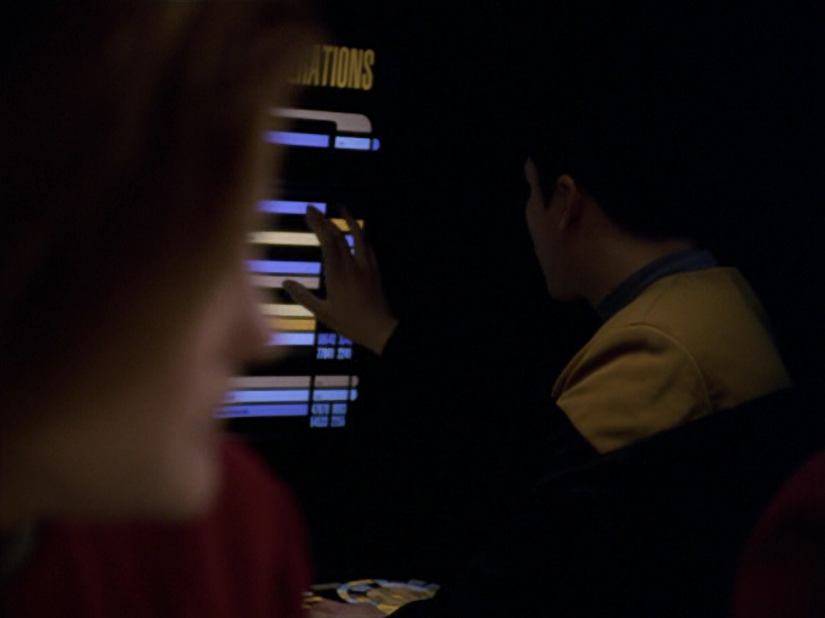 extant_StarTrek_VOY_5x19-TheFight_03581.jpg