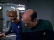 extant_StarTrek_VOY_5x19-TheFight_00009.jpg