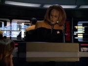 extant_StarTrek_VOY_5x19-TheFight_00058.jpg