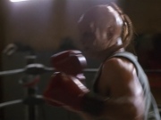 extant_StarTrek_VOY_5x19-TheFight_00494.jpg