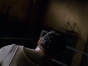 extant_StarTrek_VOY_5x19-TheFight_00532.jpg