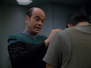 Filename=extant_StarTrek_VOY_5x19-TheFight_00622.jpg
Filesize=136KiB
Dimensions=1200x900
Date added=Nov 21, 2019 extant_StarTrek_VOY_5x19-TheFight_00622.jpg