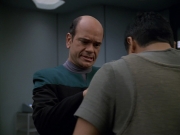 Filename=extant_StarTrek_VOY_5x19-TheFight_00623.jpg
Filesize=128KiB
Dimensions=1200x900
Date added=Nov 21, 2019 extant_StarTrek_VOY_5x19-TheFight_00623.jpg