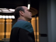 extant_StarTrek_VOY_5x19-TheFight_00671.jpg