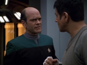 extant_StarTrek_VOY_5x19-TheFight_00691.jpg