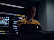Filename=extant_StarTrek_VOY_5x19-TheFight_00759.jpg
Filesize=166KiB
Dimensions=1200x900
Date added=Nov 21, 2019 extant_StarTrek_VOY_5x19-TheFight_00759.jpg